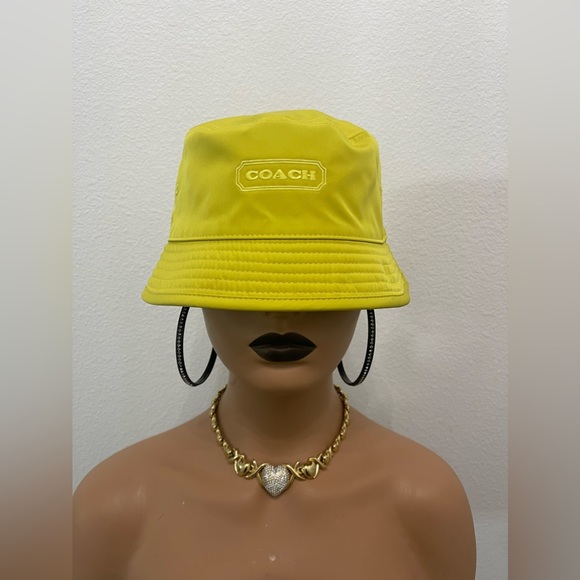 New! Coach Reversible Signature Nylon Bucket Hat (Authentic) Unisex - Picture 4 of 16
